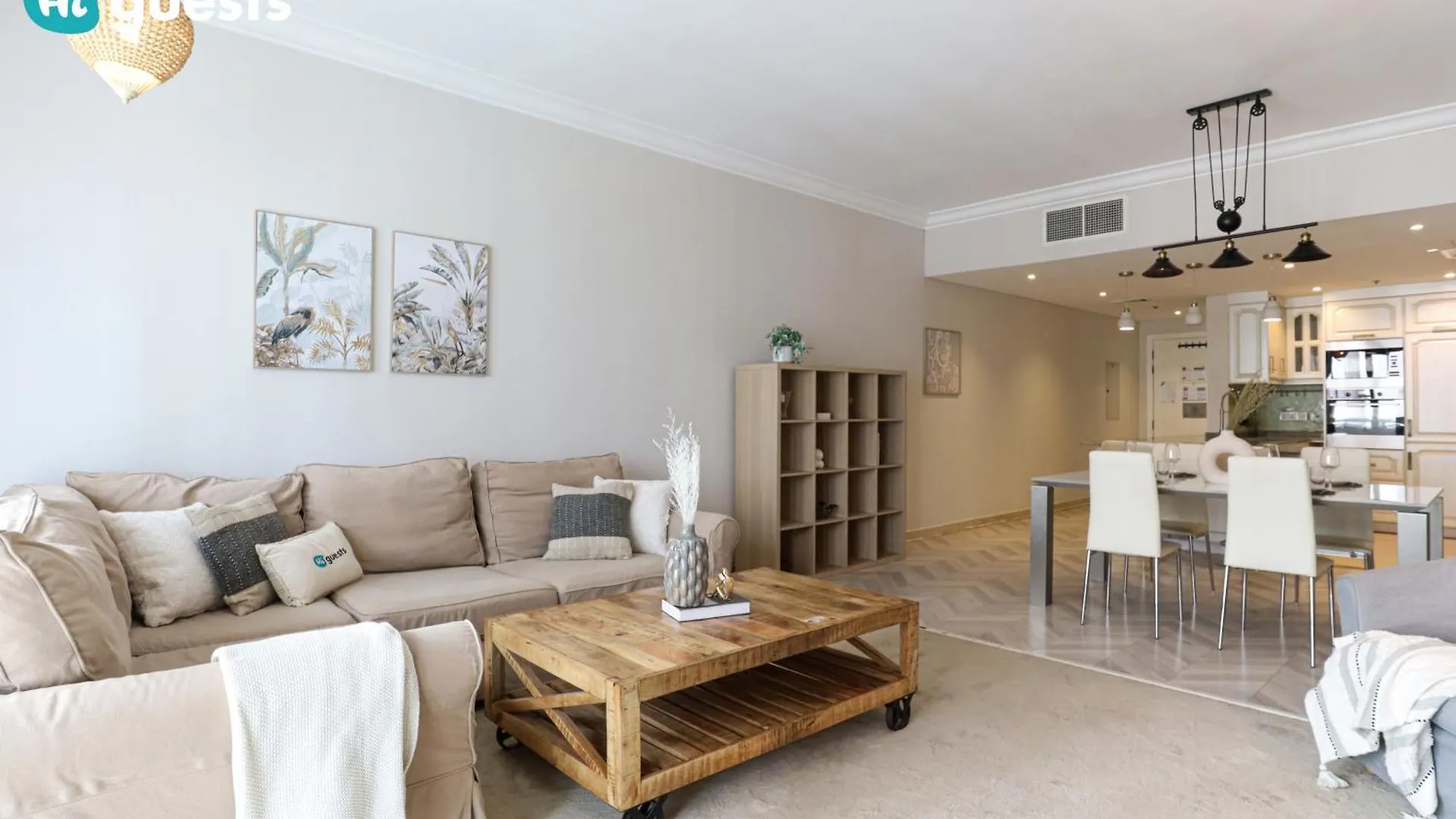 Higuests - Royal 2Br Apt With Balcony Near Burj Khalifa Dubai Verenigde Arabische Emiraten